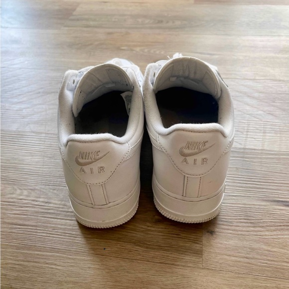 Nike Air Force 1 “Supreme” White size 10.5 used with box 📦 - Picture 4 of 6